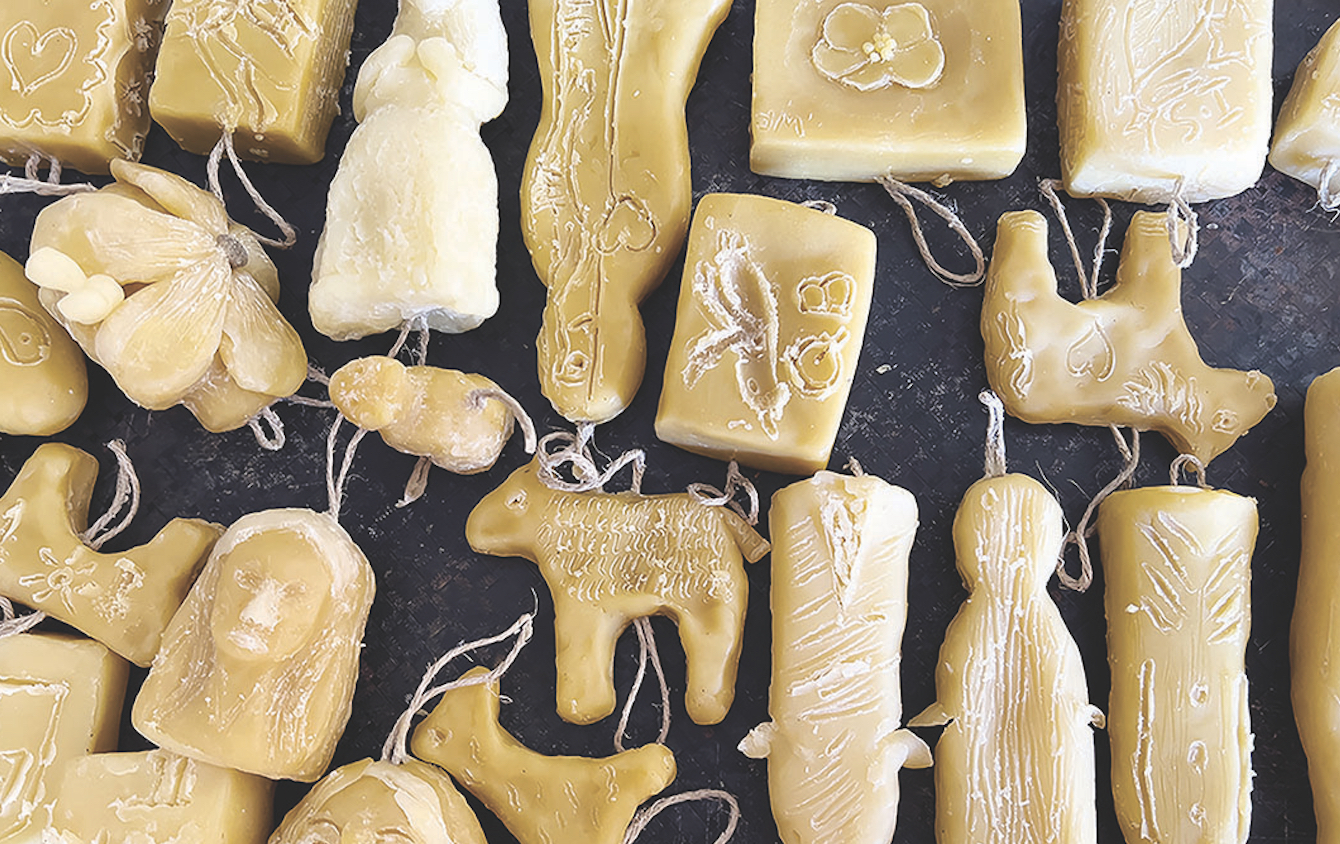 From the Vow Made is a sculptural installation created in collaboration with award-winning artists, Neil Musson and Jono Retallick and the local community
