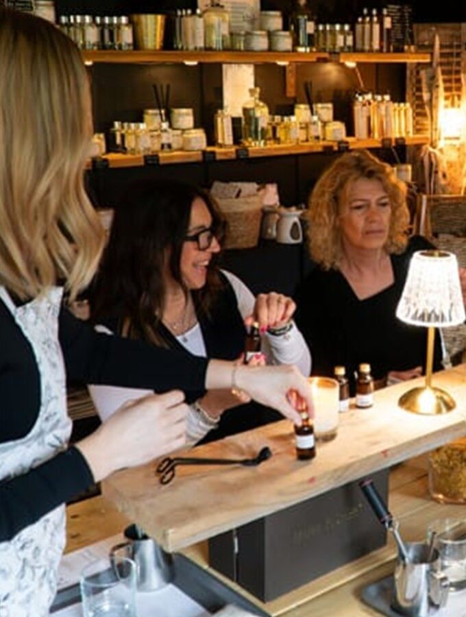 Candlemaking.Winchester