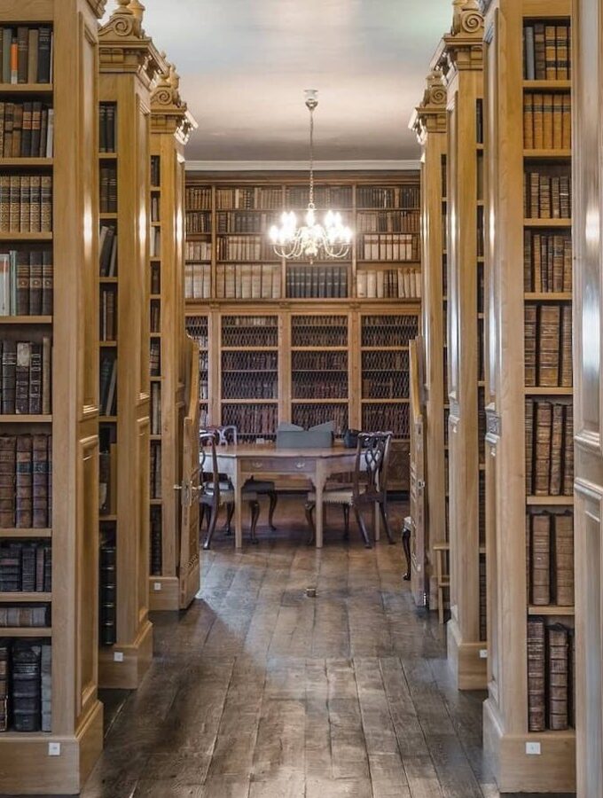Library.Salisbury