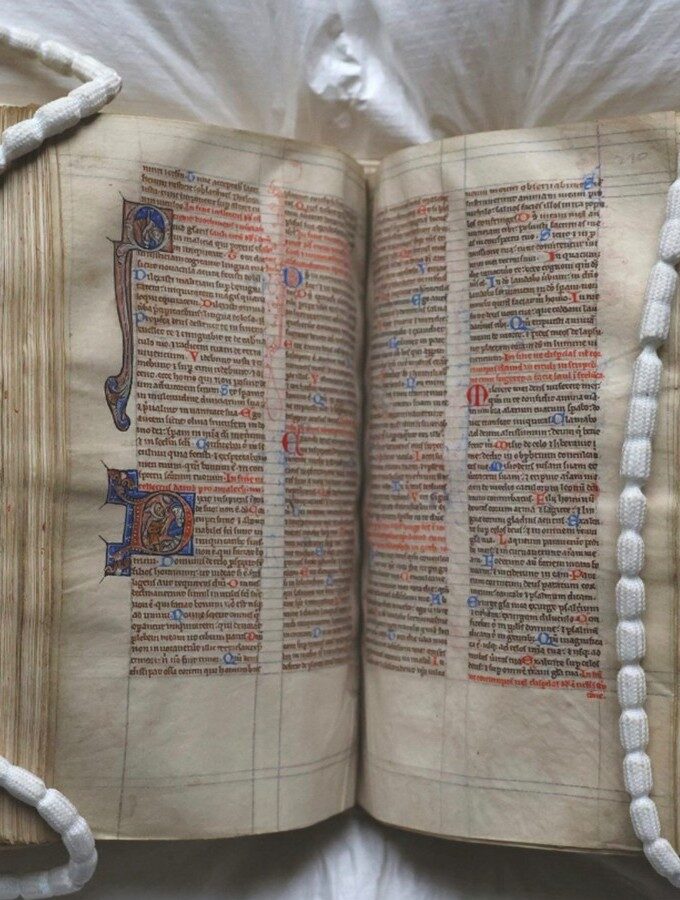 Salisbury.Sarum.Bible