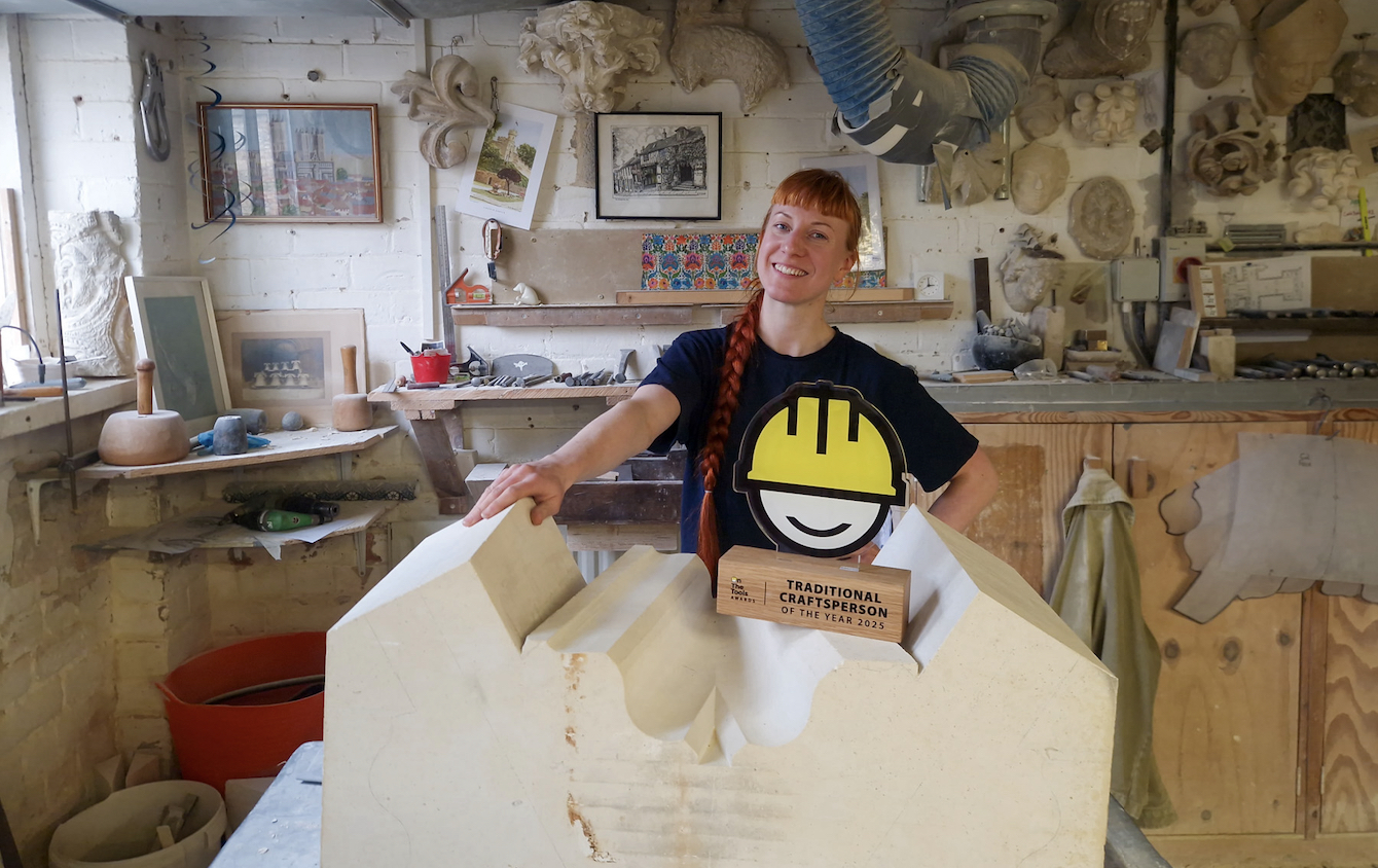 Lincoln Cathedral stonemason Rachael Wragg has been named Traditional Craftsperson of the Year at the On The Tools Awards.