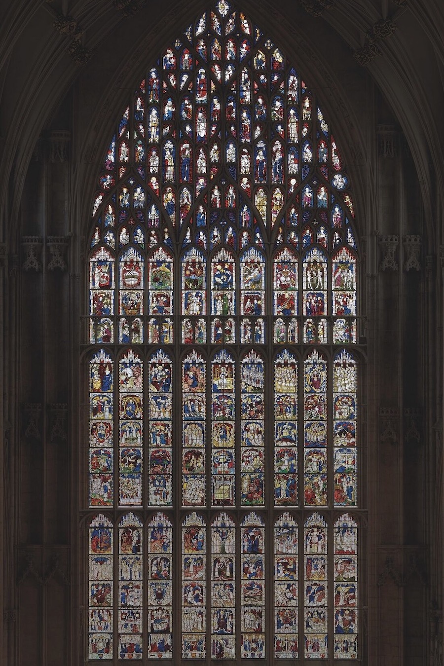 117 narrative panels in rows of nine from the Creation to the Apocalypse, with over 300 panels in total, by John Thornton of Coventry (active 1405–33), 23.2 × 9.8 m