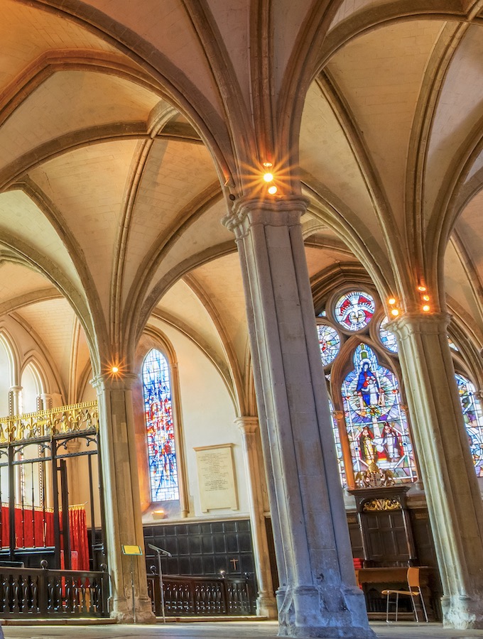 Southwark Cathedral is excited to bring back a day of heritage and mudlarking for visitors to explore!