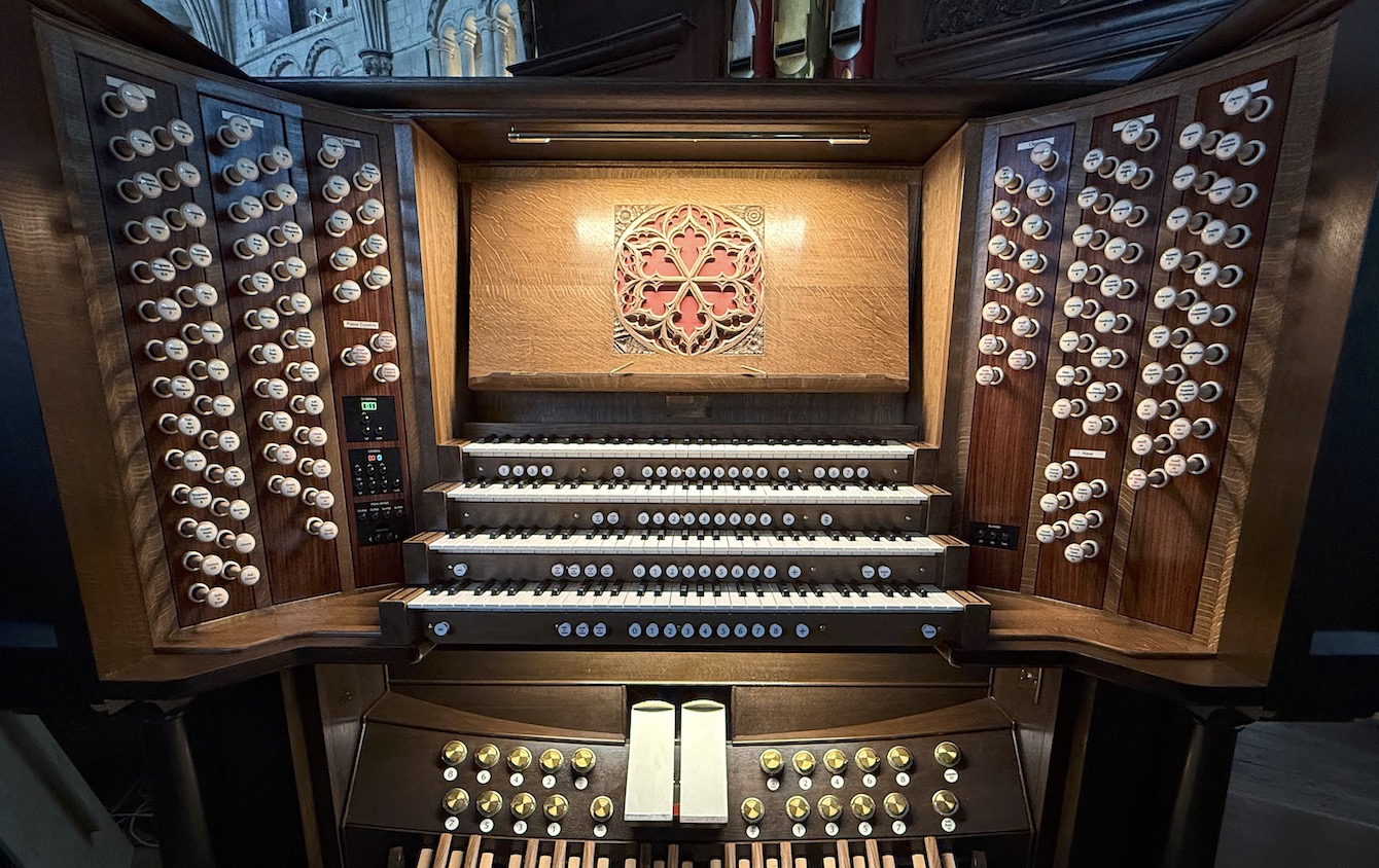Supporters invited to sponsor part of Gloucester Cathedral's new organ through special online auction.
